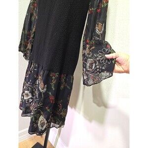 The Pyramid Collection Black Floral Midi Dress